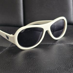 Stylish Cream Sunglasses